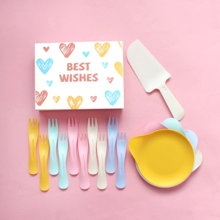 Plastic Party Tableware | Drop | 10 Guests - iKids