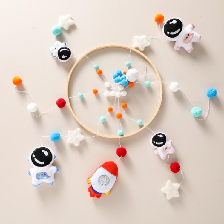 Sweet Dreams Baby Mobile | Astronaut - iKids